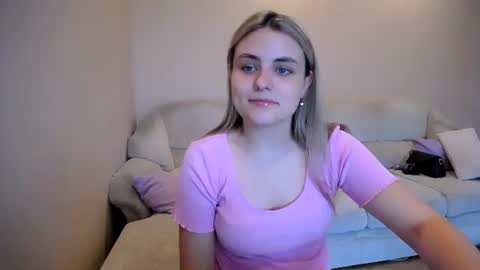 shy_sabrina_ online show from 07/11/26, 01:03