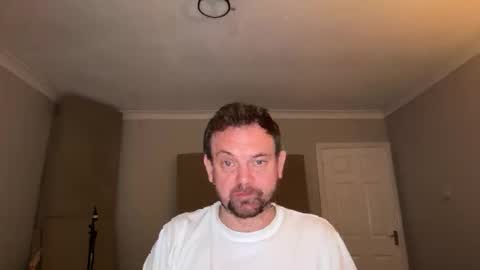 Snapshot of shyb49 chatting on 04/24/26, 08:44 shyb49 online show from 04/24/26, 08:44