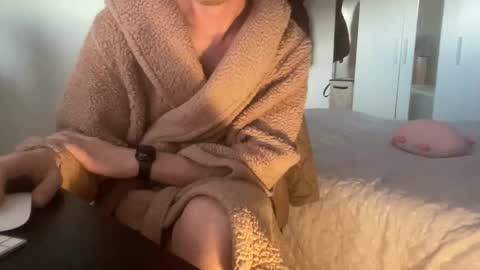 shyboy0533 online show from 10/30/25, 07:21