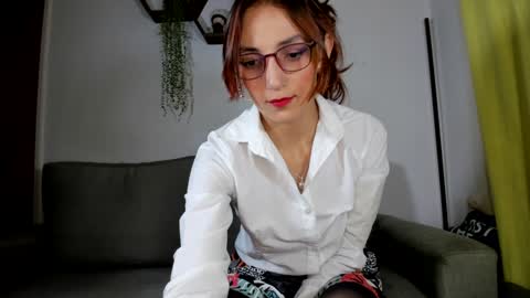 Snapshot of shybut_naughty chatting on 01/15/25, 10:49 Tell me Ari My only social media will be IG online show from 01/15/25, 10:49