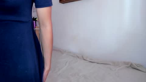 Snapshot of shybut_naughty chatting on 01/18/25, 12:47 Tell me Ari My only social media will be IG online show from 01/18/25, 12:47