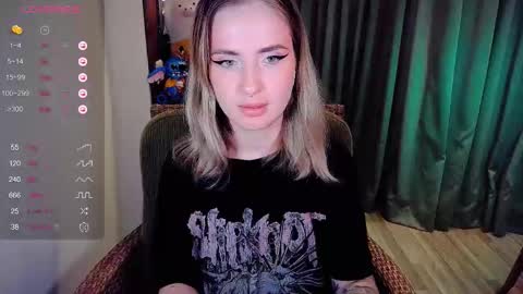 Effie online show from 09/13/25, 08:36