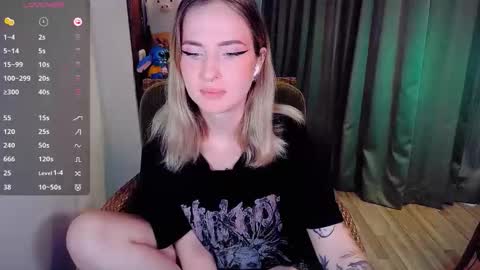 Effie online show from 09/27/25, 06:07