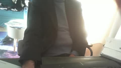 Snapshot of shyfrenchcock chatting on 12/16/24, 08:41 shyfrenchcock online show from 12/16/24, 08:41