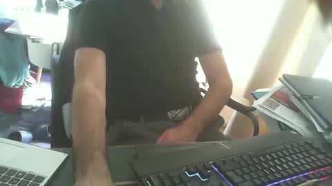 Snapshot of shyfrenchcock chatting on 10/20/25, 08:59 shyfrenchcock online show from 10/20/25, 08:59