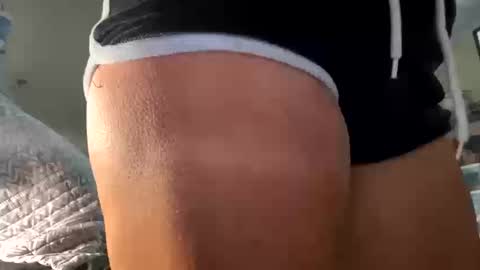 Sasha online show from 10/10/25, 03:55