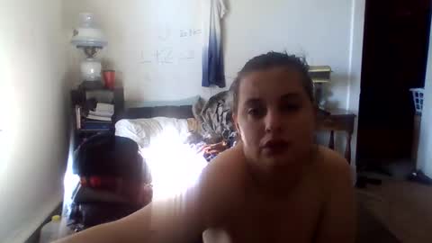 Snapshot of shylee538825 chatting on 11/04/25, 03:22 shylee538825 online show from 11/04/25, 03:22