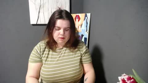 Snapshot of shyness_girl chatting on 03/08/25, 05:49 Bethany online show from 03/08/25, 05:49