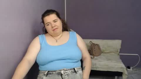 Snapshot of shyness_girl chatting on 09/25/25, 07:34 Bethany online show from 09/25/25, 07:34