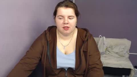 Snapshot of shyness_girl chatting on 09/29/25, 07:13 Bethany online show from 09/29/25, 07:13