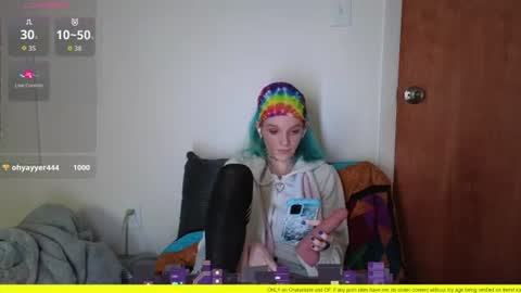 Hippie online show from 06/10/26, 09:35