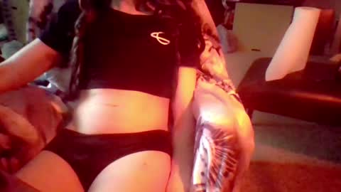 Snapshot of shypeen chatting on 09/14/25, 09:14 Mandy online show from 09/14/25, 09:14