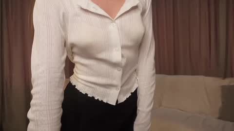 Snapshot of shytany chatting on 04/24/26, 01:02 Tanya online show from 04/24/26, 01:02