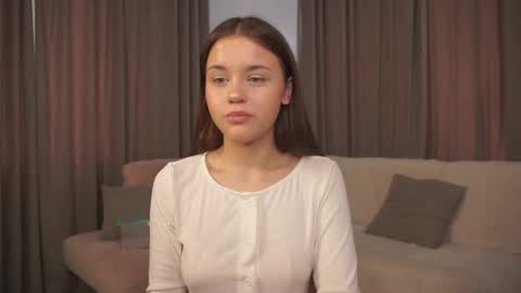 Snapshot of shytany chatting on 06/08/26, 01:11 Tanya online show from 06/08/26, 01:11