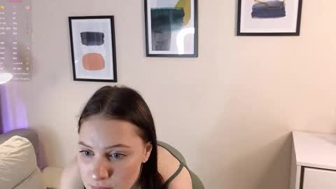 Snapshot of sia_berly chatting on 02/25/26, 03:32 Eva online show from 02/25/26, 03:32