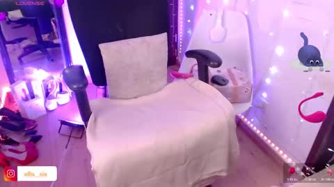 Snapshot of sia_ellis chatting on 11/09/25, 01:59 Salome Next streaming 11102024 online show from 11/09/25, 01:59