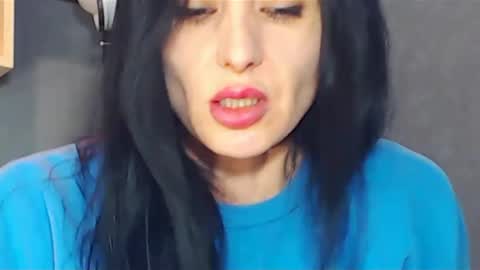 Snapshot of siaconna chatting on 02/03/25, 07:18 Siaconna online show from 02/03/25, 07:18