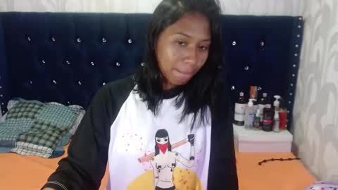 Siara online show from 03/12/25, 03:02