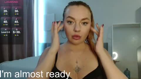 Snapshot of siberian_girl_ chatting on 02/02/26, 05:28 Eva online show from 02/02/26, 05:28