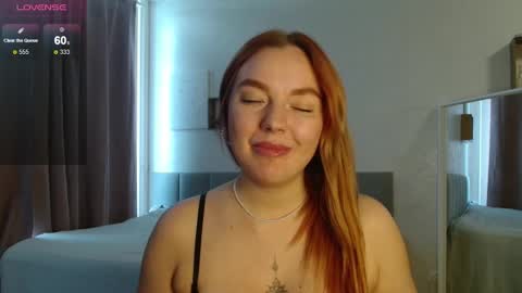 Snapshot of siberian_girl_ chatting on 02/19/26, 04:41 Eva online show from 02/19/26, 04:41