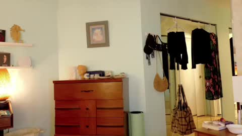 sicklitgirl online show from 10/17/25, 11:07