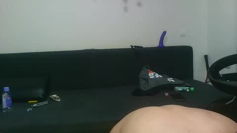 Devil online show from 10/31/25, 07:04