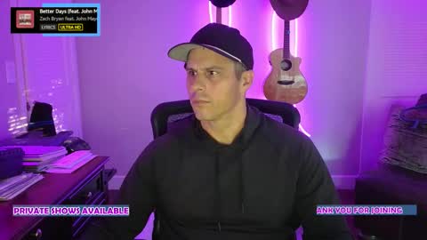 Snapshot of sidesnack chatting on 10/28/25, 03:36 SideSnack online show from 10/28/25, 03:36