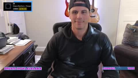 Snapshot of sidesnack chatting on 10/29/25, 04:09 SideSnack online show from 10/29/25, 04:09