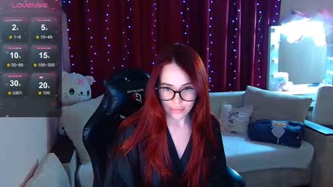 Snapshot of sidny_blush chatting on 12/20/25, 10:11 Sidny online show from 12/20/25, 10:11