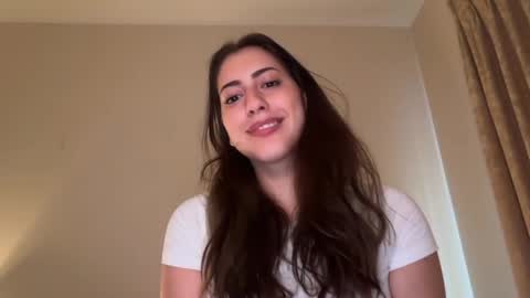 Snapshot of sieena chatting on 05/18/26, 04:07 Siena online show from 05/18/26, 04:07