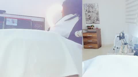 Snapshot of sieena_ chatting on 06/12/26, 09:08 Sieena online show from 06/12/26, 09:08