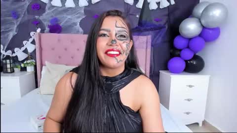 Snapshot of sienawild chatting on 11/01/25, 06:04 SienaWild online show from 11/01/25, 06:04