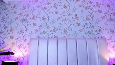 Camila Vargas online show from 02/18/25, 02:59
