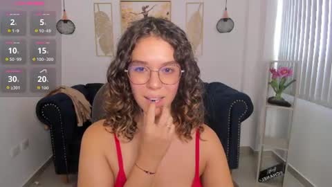 siiena online show from 06/16/26, 07:27
