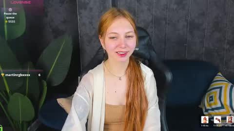 Snapshot of sienna_nyx chatting on 05/26/26, 09:05 Sienna online show from 05/26/26, 09:05