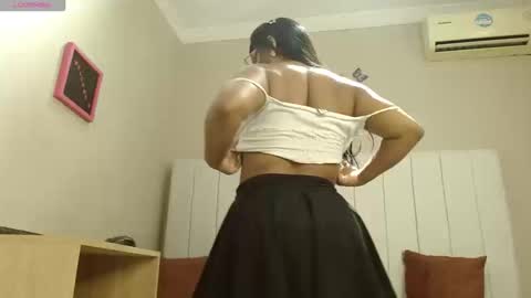 Sienna online show from 09/11/25, 02:39