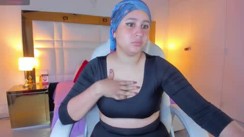 Snapshot of siennaa_rose chatting on 10/02/25, 11:28 Sienna online show from 10/02/25, 11:28