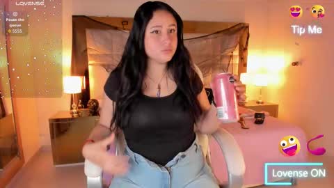 Snapshot of siennaa_rose chatting on 10/30/25, 12:17 Sienna online show from 10/30/25, 12:17