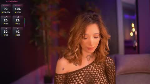 Snapshot of siennajayden chatting on 10/16/25, 05:25 Sienna online show from 10/16/25, 05:25