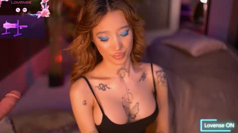 Snapshot of siennajayden chatting on 10/24/25, 06:59 Sienna online show from 10/24/25, 06:59