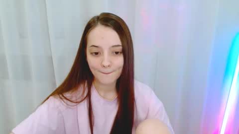 Snapshot of siennamia chatting on 05/18/26, 05:52 Sienna Mia online show from 05/18/26, 05:52
