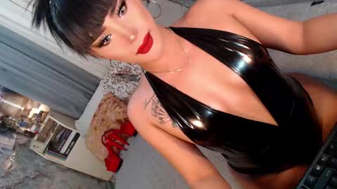 Sierrafina online show from 02/20/26, 07:43