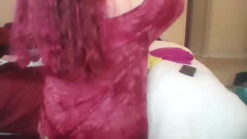 Snapshot of sifgoddess chatting on 12/14/25, 01:27 Lady Sif online show from 12/14/25, 01:27