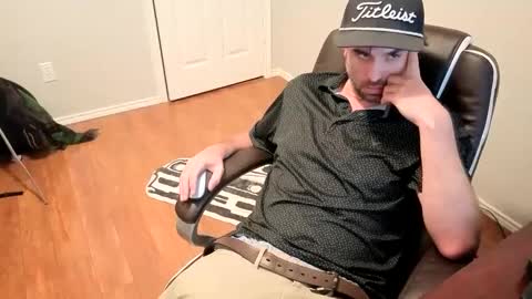 Snapshot of sigmaslayer chatting on 09/18/25, 01:46 sigmaslayer online show from 09/18/25, 01:46