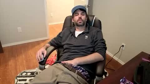 Snapshot of sigmaslayer chatting on 10/01/25, 04:24 sigmaslayer online show from 10/01/25, 04:24