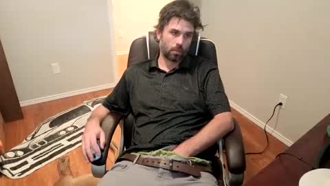 Snapshot of sigmaslayer chatting on 10/07/25, 06:27 sigmaslayer online show from 10/07/25, 06:27