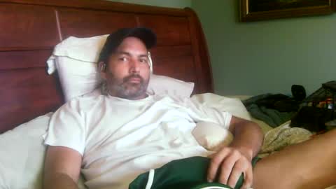 Snapshot of sigmaxguy84 chatting on 09/23/25, 04:10 sigmaxguy84 online show from 09/23/25, 04:10