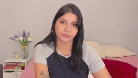 siirena online show from 05/26/26, 06:48