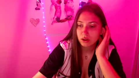 silenia_s online show from 09/11/25, 06:13