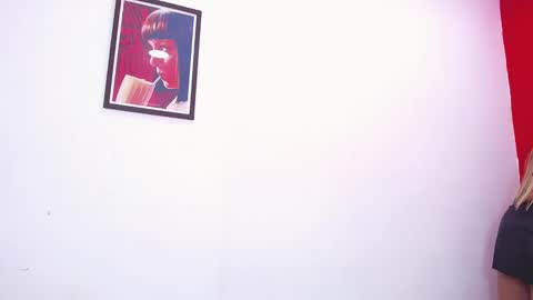 Snapshot of silent_angell chatting on 01/04/25, 10:27 Silent angell online show from 01/04/25, 10:27